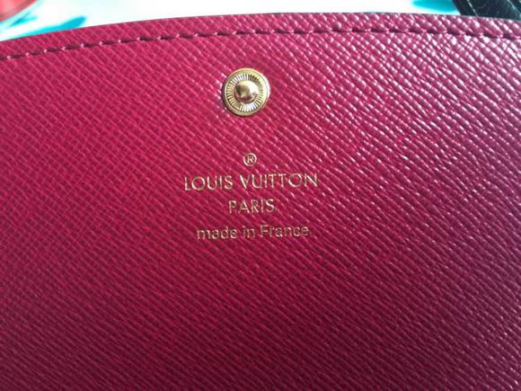 怎么看lv真假腰包,怎么看lv包的真假鉴别