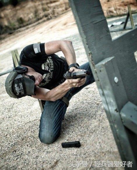 fire椋炶灏勫嚮娓告垙,fire鎴樻湳娑¤疆