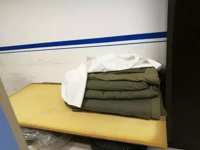 国庆节放假期间交警执勤吗,国庆节期间交警会贴条吗