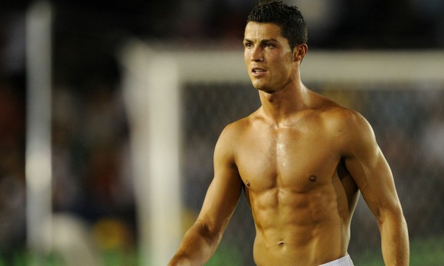 郑智巅峰实力亚洲足球先生,巅峰时期的郑智实力有多强