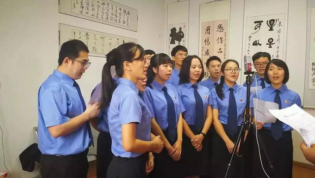 原创MV！中秋节，听湖北检察官献唱《妈妈家门口的月亮》