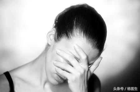 光是眼皮跳是梅杰综合征吗,两只眼皮跳动就是梅杰综合征吗