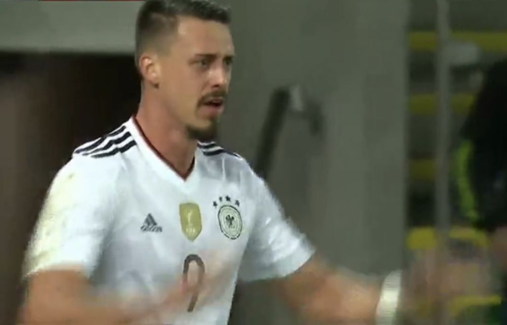 世预赛欧洲区英格兰对波兰,世预赛欧洲区附加赛战况