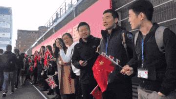 中国海军舰艇访问英国泰晤士河,中国海军震撼全世界