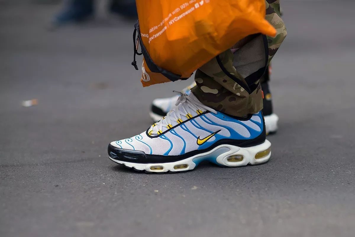 给你一份Sneaker趋势分析，让你在潮流的道路上越走越顺！