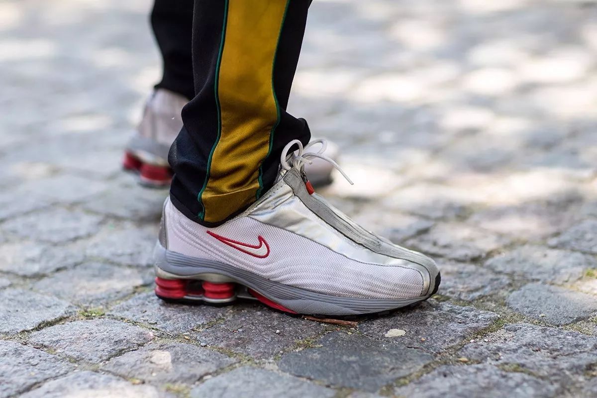 给你一份Sneaker趋势分析，让你在潮流的道路上越走越顺！