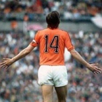 荷兰飞人克鲁伊夫去世新闻,荷兰足球克鲁伊夫和莫德里奇