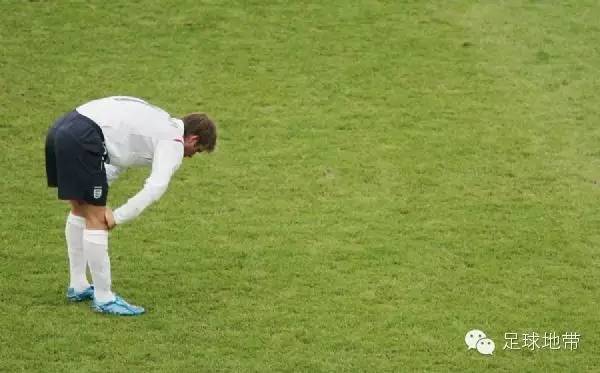 踢五人场足球,8人制足球踢大场还是小场