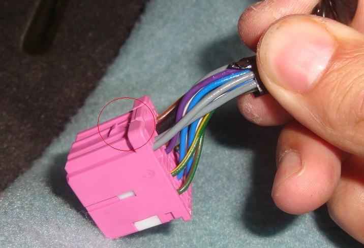 科鲁兹后备箱改自动打开,雪佛兰科鲁兹后备箱按钮改装