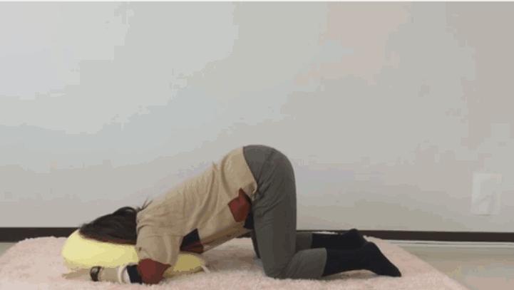 胎儿臀位出生视频,孕晚期胎儿臀位纠正视频