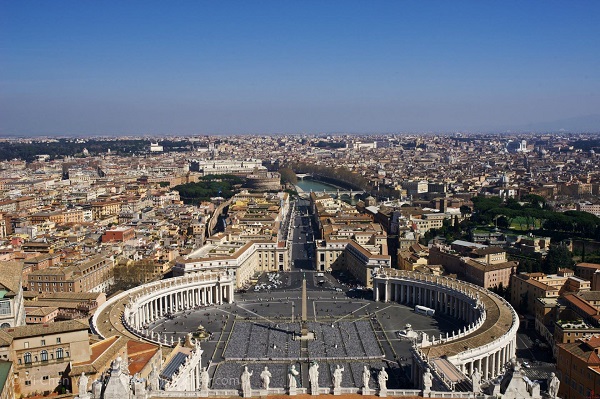 欧洲国土面积比较小的,欧洲小国专业足球场