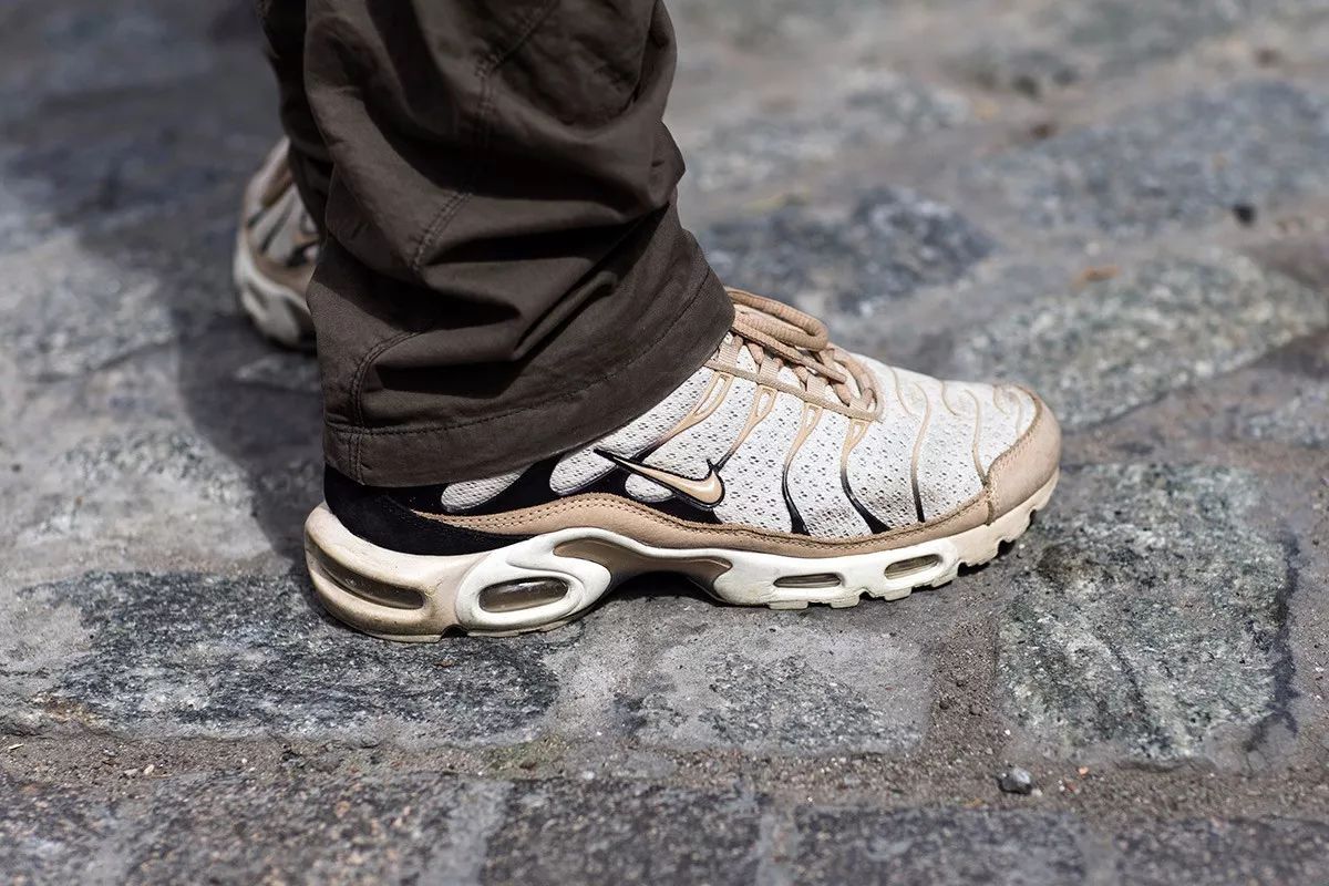 给你一份Sneaker趋势分析，让你在潮流的道路上越走越顺！