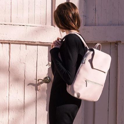 小众又高级的双肩包,小众高级感双肩包有坠感