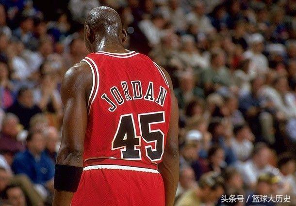 乔丹生涯穿过次数最多的球鞋,乔丹单场49分15篮板