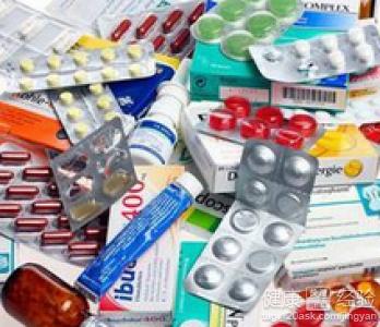 上火牙龈肿痛痰多喉咙不舒服,牙龈肿痛伴淋巴结肿大痰多