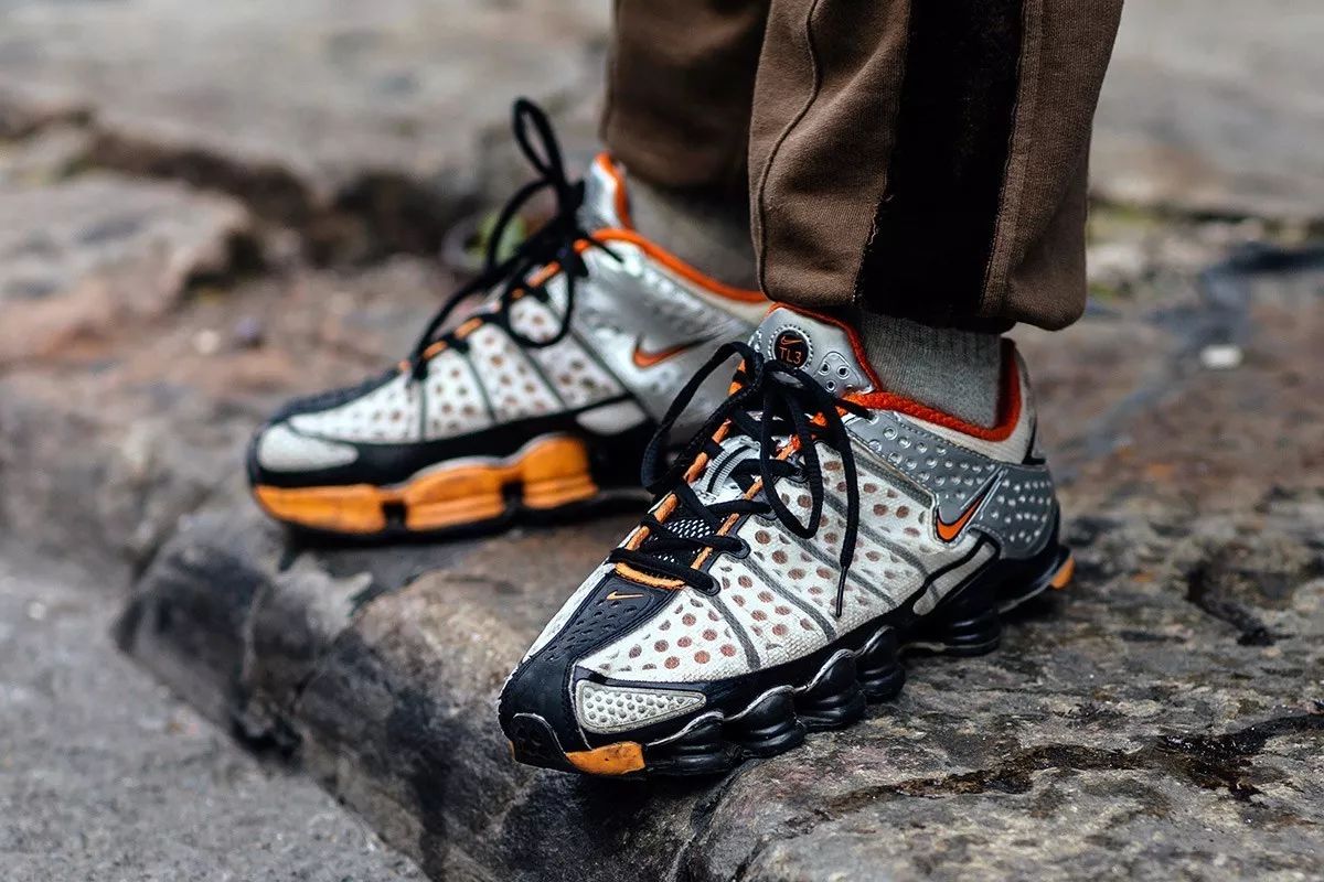 给你一份Sneaker趋势分析，让你在潮流的道路上越走越顺！