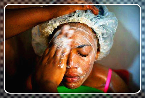 这种方法比整容还猛，非洲黑人女孩流行把全身肌肤漂白！