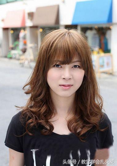 夏季日常简单好看的扎发,很火的简单扎发