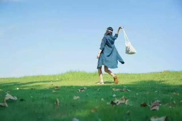 给我举例5个优秀的小众女装品牌,给我举例5个小众的优秀女装品牌