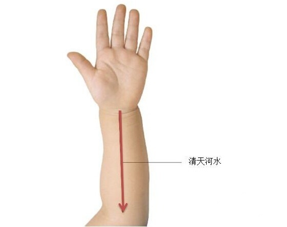 小儿吃积食了拉肚子还发烧怎么办,小儿积食不拉大便反复发烧怎么办