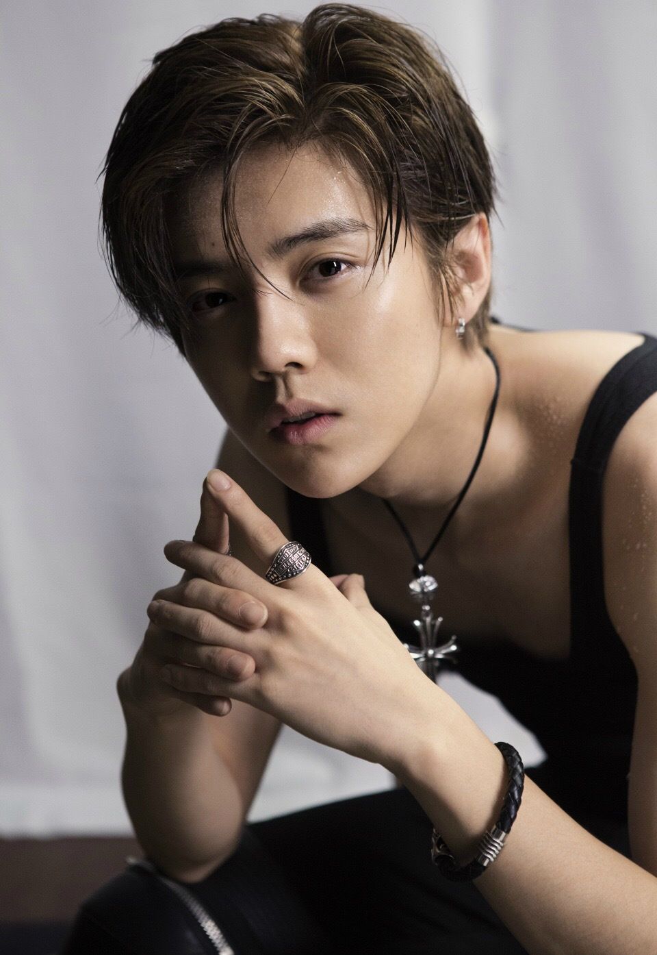 甜蜜暴击亲吻戏鹿晗关晓彤,鹿晗和关晓彤有合唱吗