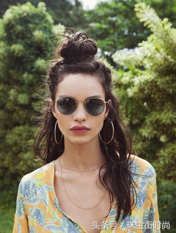 珠宝今日头条最新消息,珠宝10月1日活动宣传段子