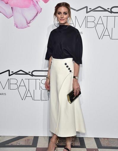 平胸禁欲高级感穿搭,平胸妹子怎么穿才好看