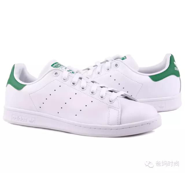 那些一眼就惊艳的小白鞋,一双不可或缺的小白鞋