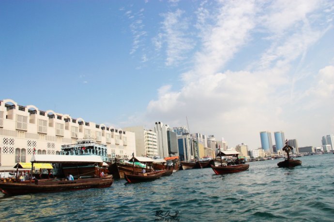 乘着地铁去迪士尼,乘着地铁去兜风