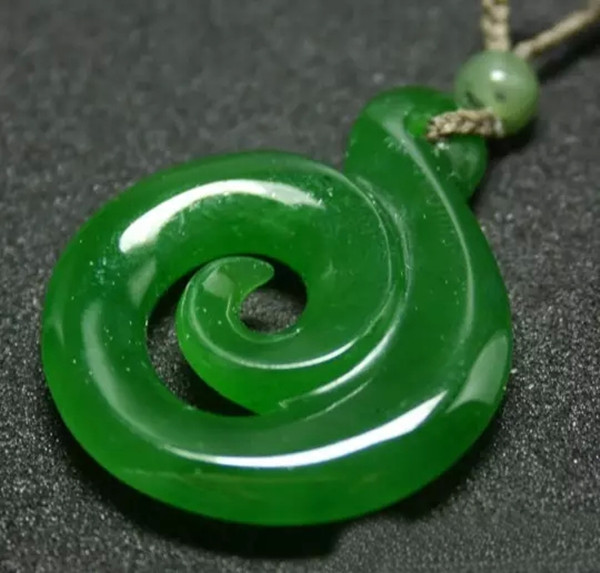 买碧玉要买什么颜色,冒充碧玉的假货