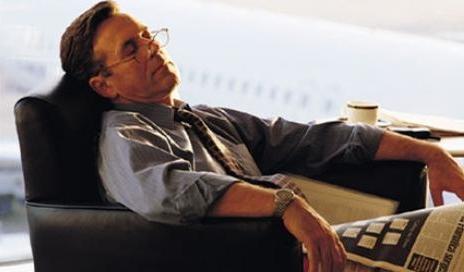 骶1隐性脊柱裂严重吗,8岁孩子隐性脊柱裂漏尿怎么治疗