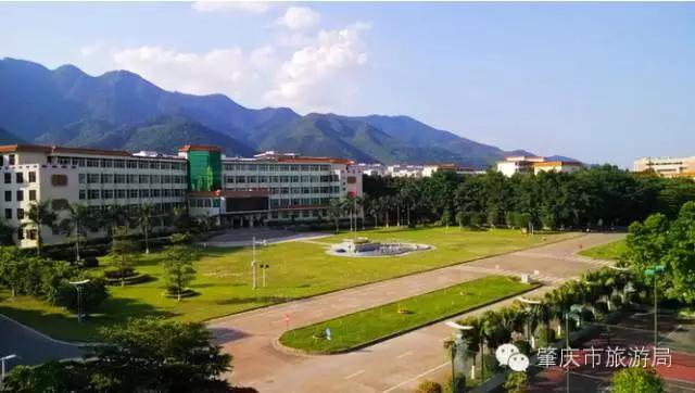 广东肇庆景色很好的大学,肇庆学院风景湖