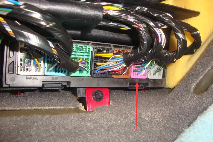 科鲁兹后备箱改自动打开,雪佛兰科鲁兹后备箱按钮改装