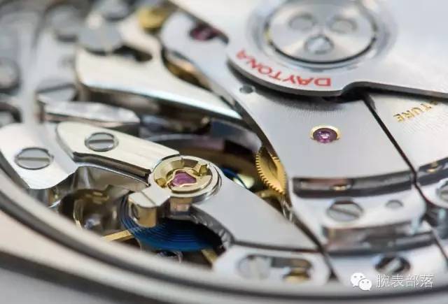 劳力士4130和3135哪个机芯质量好,不懂表也要知道的机芯