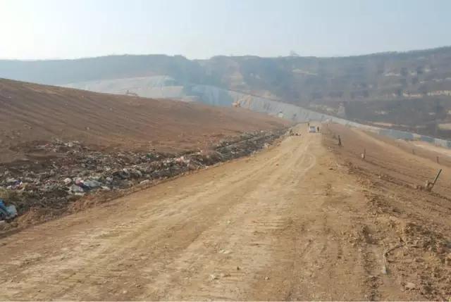 西安最大的垃圾场现在的样子,西安的生活垃圾在哪里倾倒