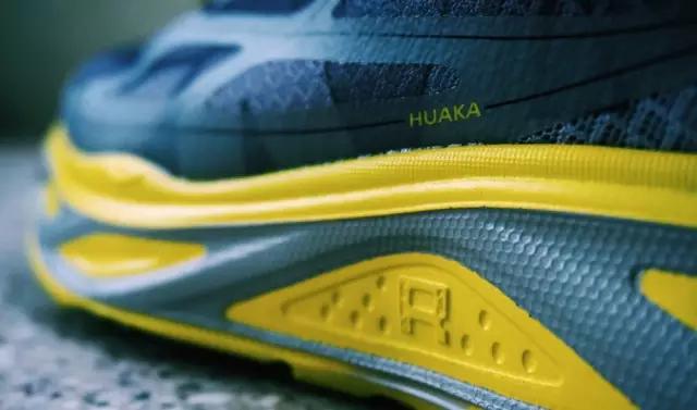 比阿迪好的跑鞋,比阿迪达斯和耐克好的鞋