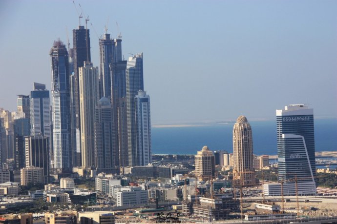 乘着地铁去迪士尼,乘着地铁去兜风