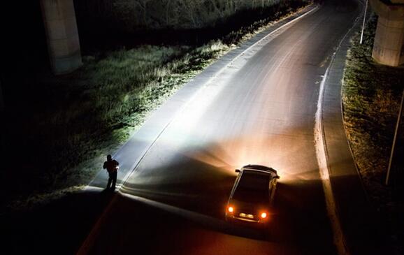 Repulsor全新一代手电棒比汽车灯还亮！