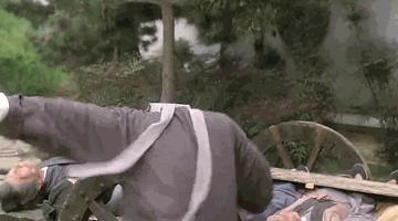 为什么周星驰地位无可撼动,周星驰在成龙电影的影响力