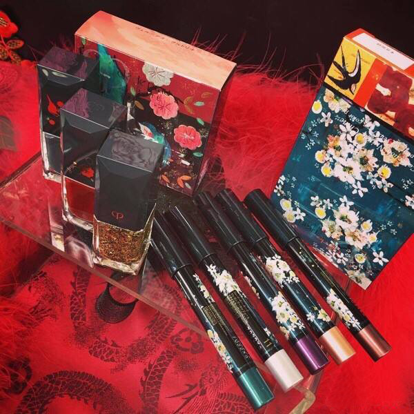 ysl和纪梵希哪个颜色好看点,纪梵希2021新年限定美妆