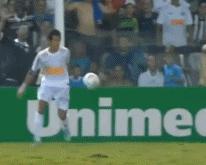 足球过人技巧倒挂金钩,日本足球过人技巧教学