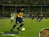 足球过人技巧倒挂金钩,日本足球过人技巧教学