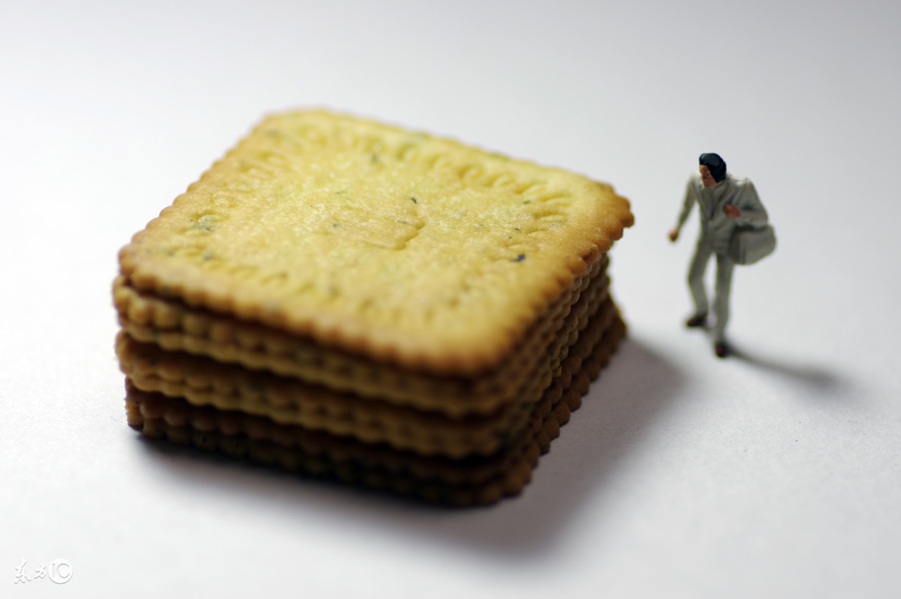 老人总是吃过期的东西怎么办,老人吃过期的食物怎么样