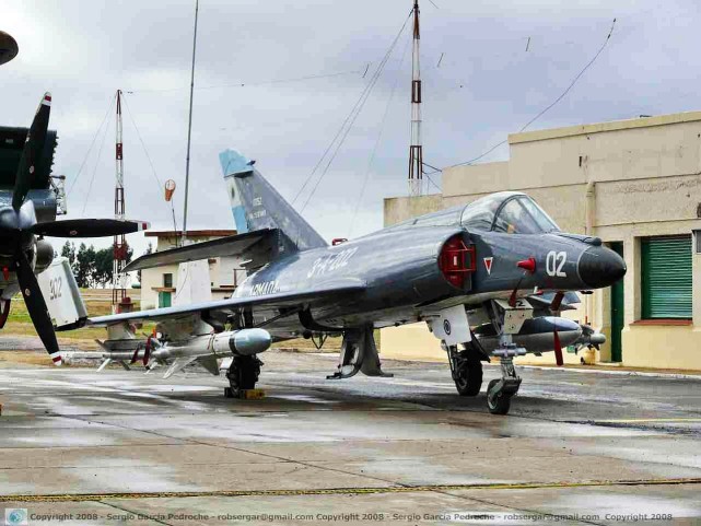 足球踢不出来还有必要继续吗,足球踢不出来还有其他路可以走吗