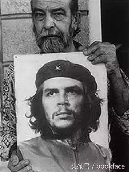 被印在衣服上次数最多的他，身中9枪而死，死后还被砍下双手