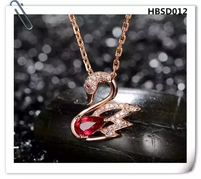 老凤祥红宝石吊坠款式,蓝宝石吊坠经典款式
