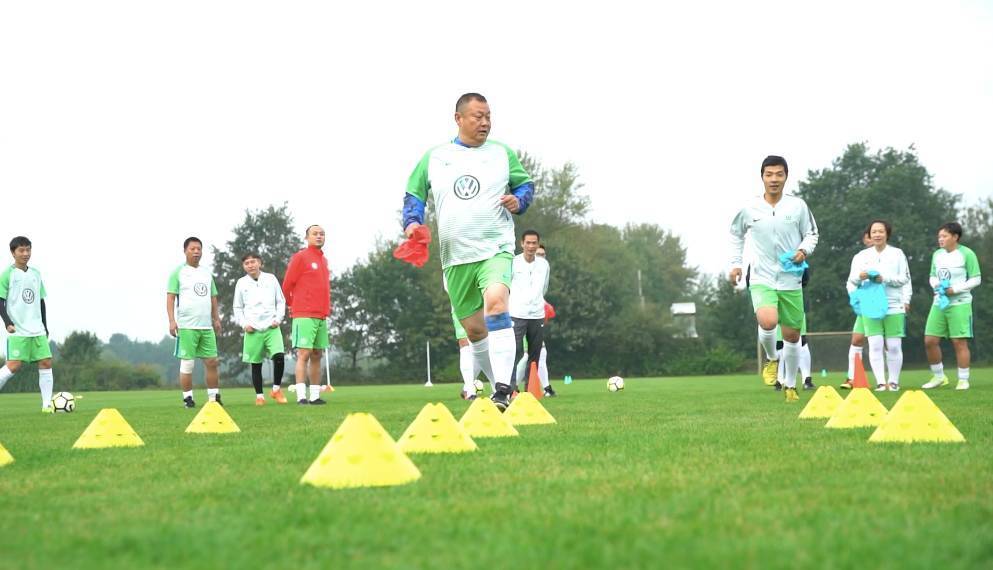 大众青训,为什么大众汽车赞助德国