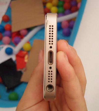 100块钱买的iphone5s,iphone5s金色限量版