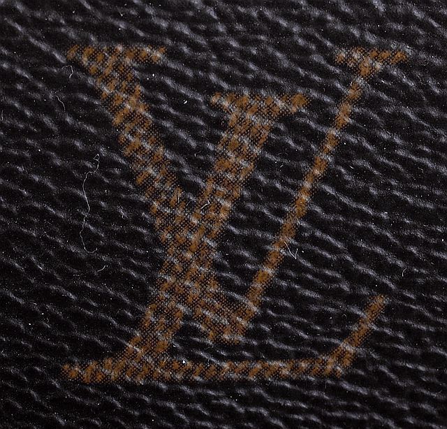 如何鉴定lv包包真假,怎样鉴定lv真假包包