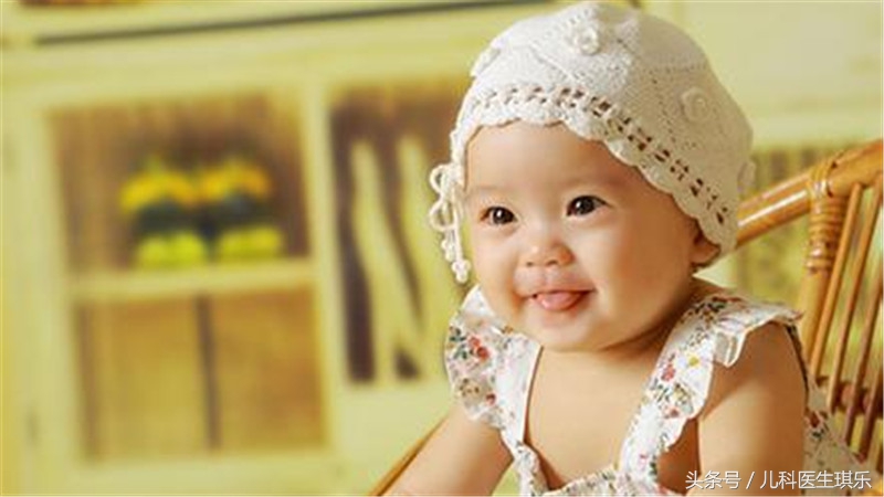 孩子肛周起红疙瘩怎么回事,娃肛门长了小肉球咋回事怎么治疗